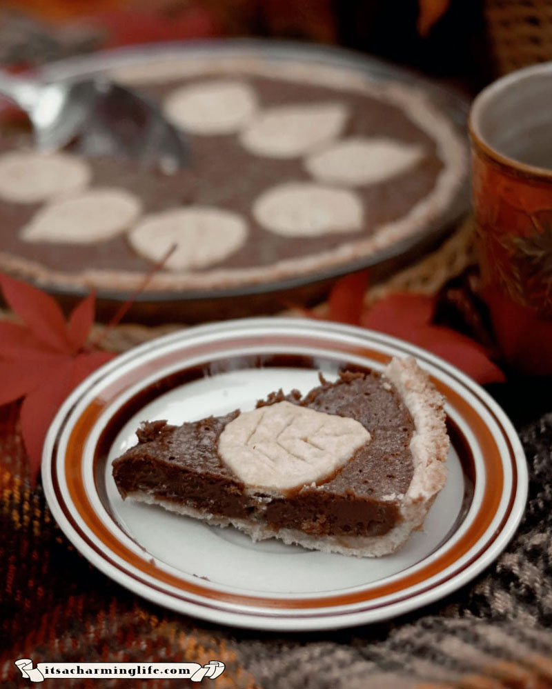 Cozy Fall - Mudcake Pie Recipe - It's a Charming Life